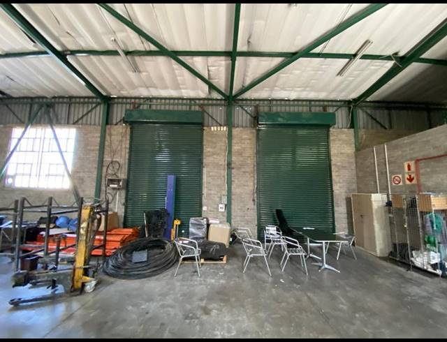 INDUSTRIAL PROPERTY TO RENT IN HALFWAY HOUSE